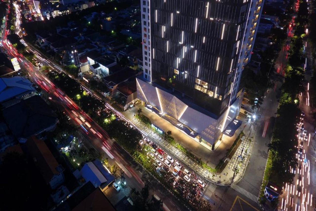 Oakwood Hotel&Residence Surabaya Exterior foto