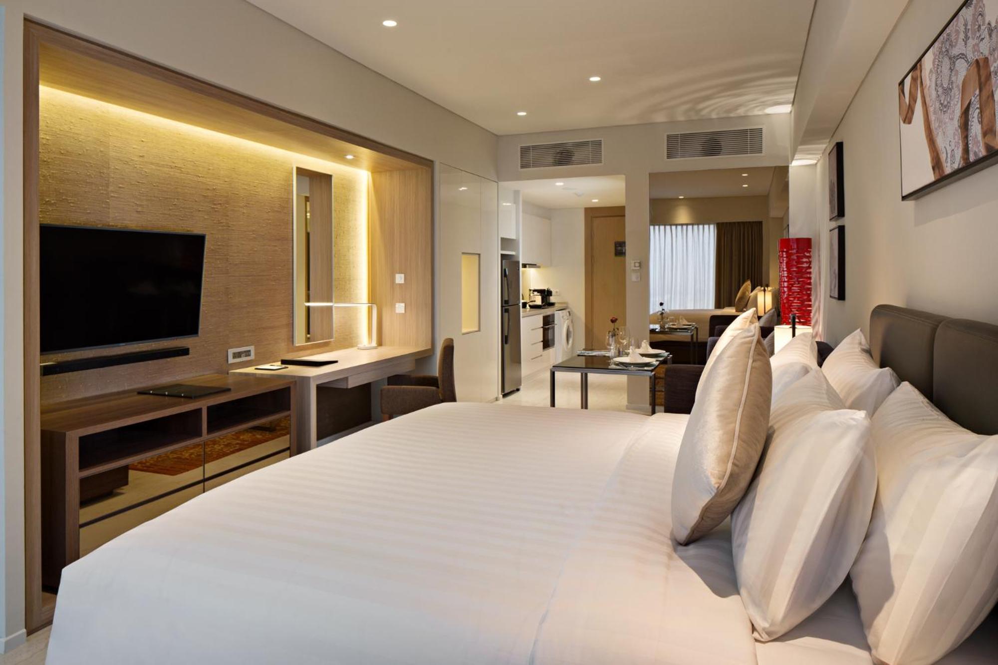 Oakwood Hotel&Residence Surabaya Exterior foto